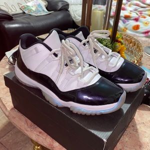 AIR JORDAN 11 RETRO LOW "EMERALD, EASTER"